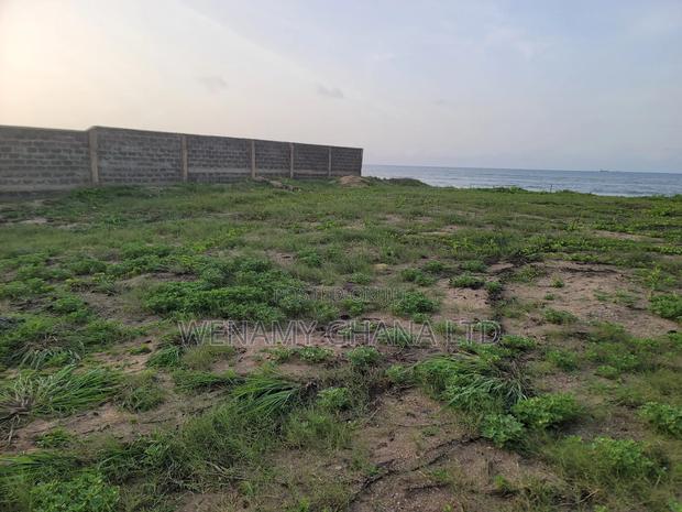 Beach Land for Sale · Photo 4