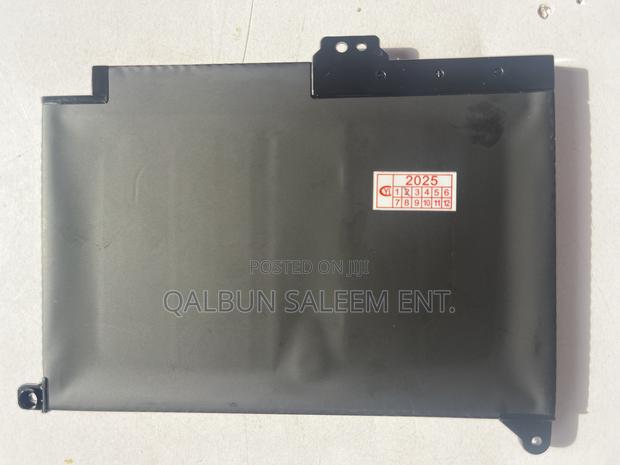 Hp Battery Bp02xl For Hp Pavilion 15-au Hstnn-ub7b Tpn-q172 · Photo 4