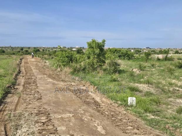 Neat Multipurpose Plots at Prampram Beach Lane · Photo 2