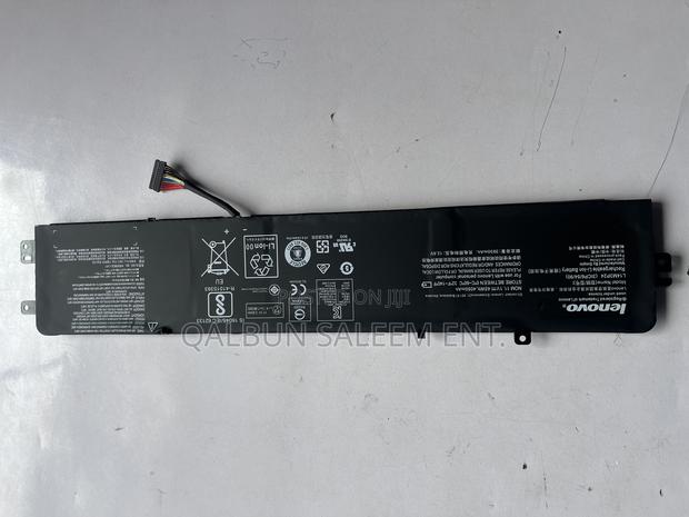 Lenovo L14m3p24 Battery For Ideapad 700 700-15isk 700-17isk · Photo 3