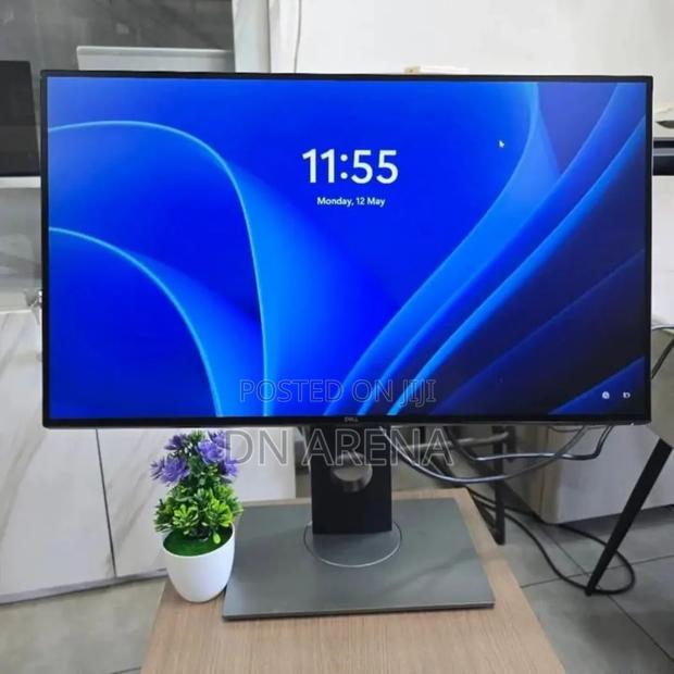 Dell Edgeless Monitor 27 Inch 360 Degrees Rotation. · Photo 1