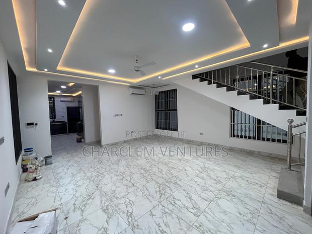 3bdrm House in Charclem Ventures, Adjiriganor for sale · Photo 8