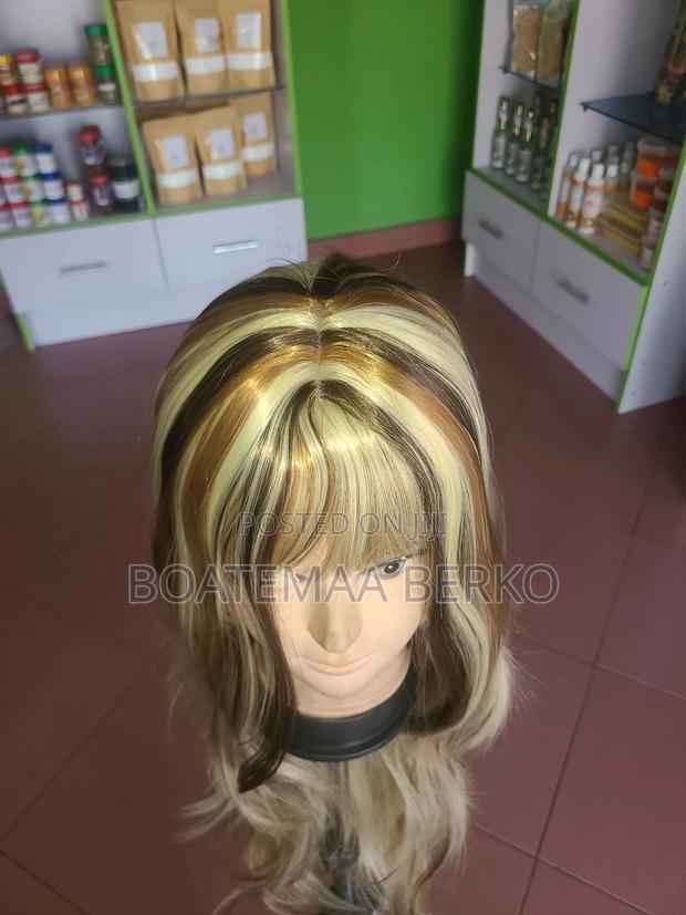 Golden Brown French Cut Wig Cap · Photo 8