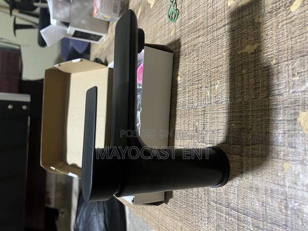 Basin Faucet - Basin Tap - Bathroom Tap (Hot Cold) With Flexible Tube · Photo 4