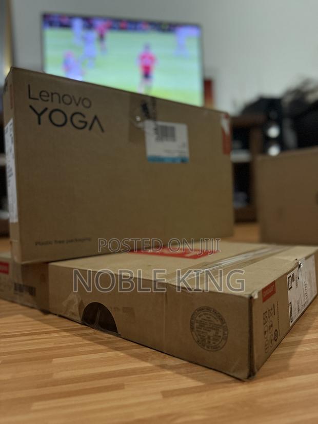 New Laptop Lenovo Yoga 7i 16GB Intel Core Ultra 7 SSD 1T · Photo 1