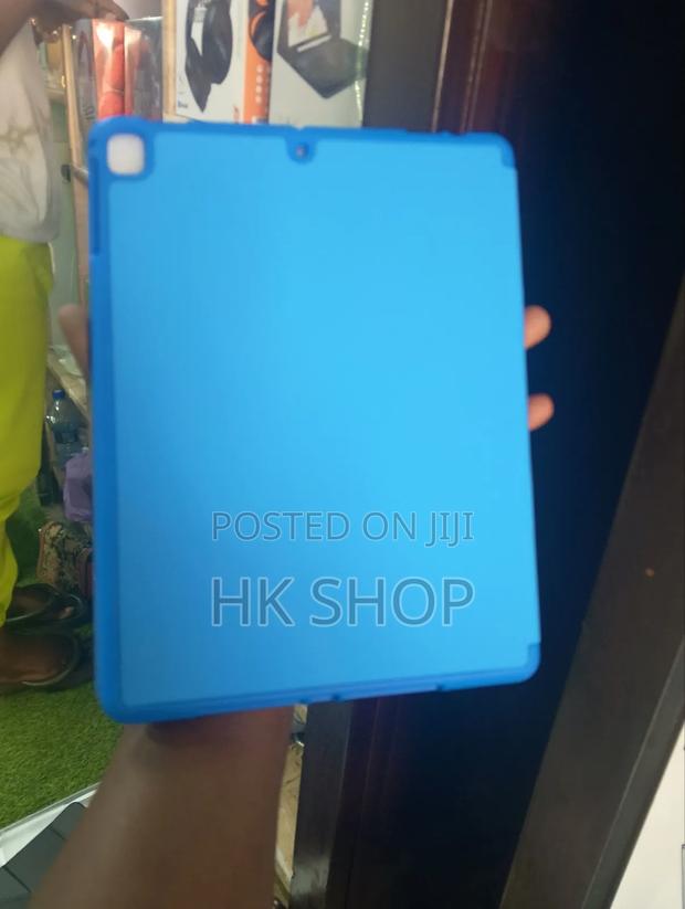 Blue Case for iPad Air 2, Air 1,5 and 6th Gen With Pen Slot · Photo 2