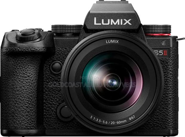 Panasonic Lumix Gh5 Ii Mirrorless Camera With 12-60mm Lens · Photo 1