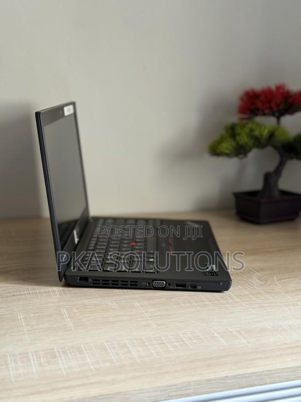 Laptop Lenovo ThinkPad X250 8GB Intel Core I5 SSD 128GB · Photo 3