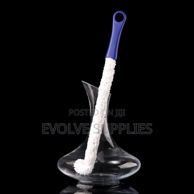 Decanter and Wine Glass Cleaner · Photo 1