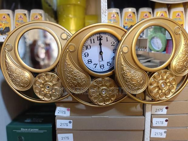 3 in 1 Design Clock · Photo 2