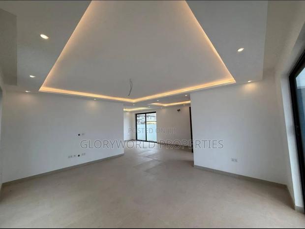 4bdrm House in Spintex for sale · Photo 5