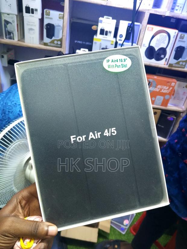 Black Color Case for Apple Air 5 10.9 " With Pen Slot Space · Photo 1