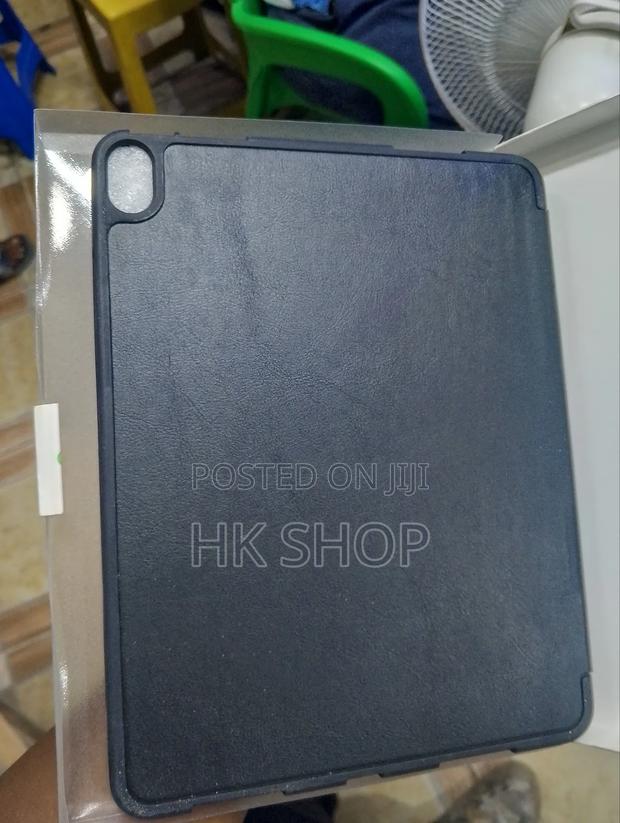Black Color Case for Apple Air 5 10.9 " With Pen Slot Space · Photo 3