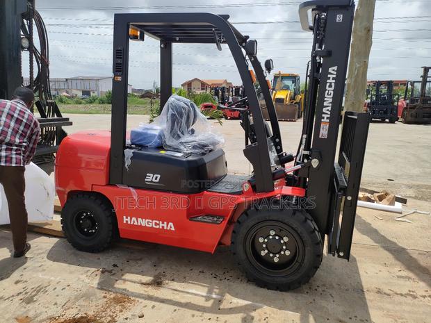 Forklift Tons · Photo 5