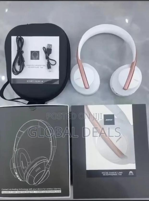 Bose 700 Wireless Headset · Photo 2