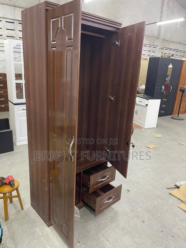 2 Doors Wardrobe With Drawers and Mirror · Photo 3