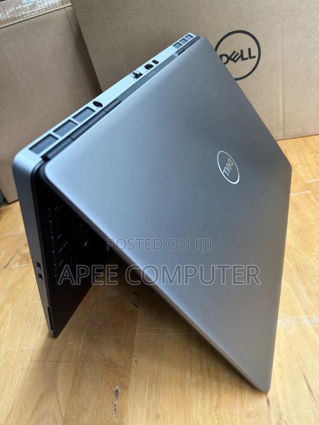 Laptop Dell Precision 7560 32GB Intel Core I7 SSD 512GB · Photo 2