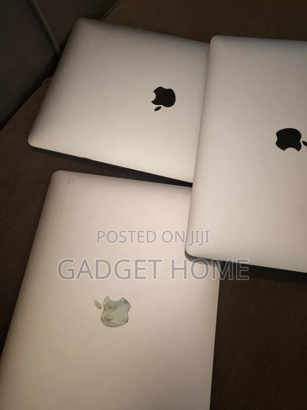 Laptop Apple MacBook Air 8GB Intel Core i5 SSD 128GB · Photo 5