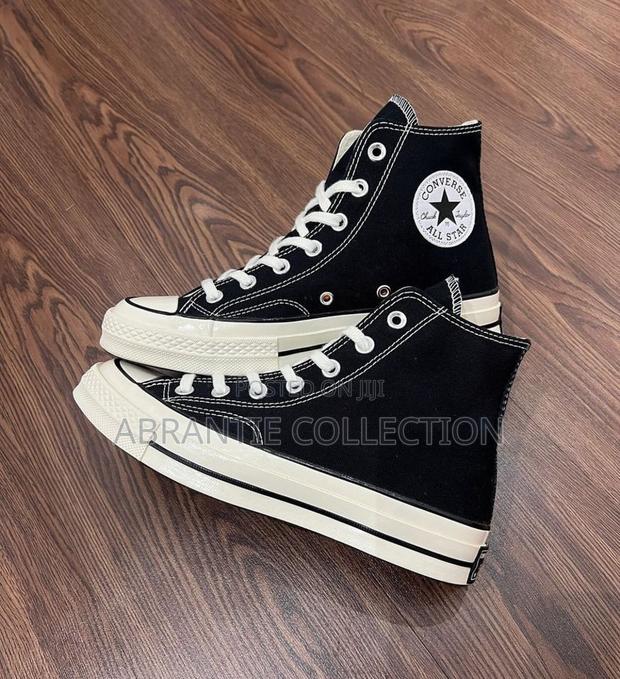 Authentic Chuck Taylor Converse Sneaker · Photo 1