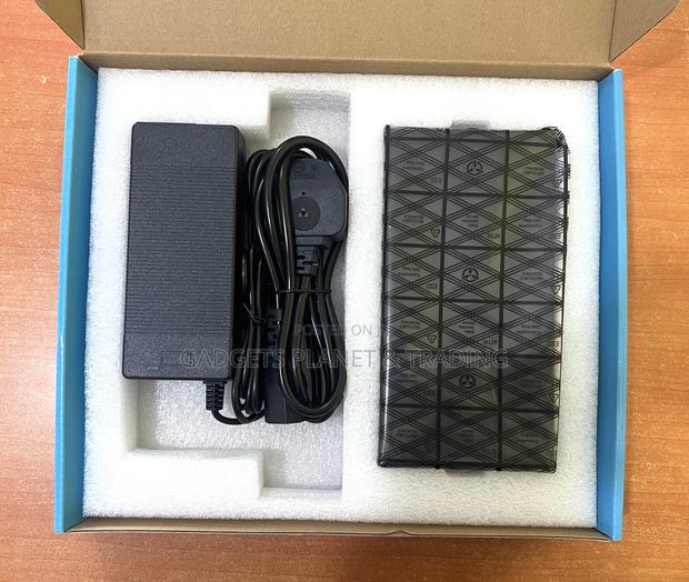 D-Link 10-Port 10/100 Long Range Poe+ Switch Des-F1010p-E · Photo 3