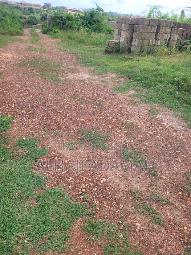 Land for Sale at Santa'si Darko · Photo 3