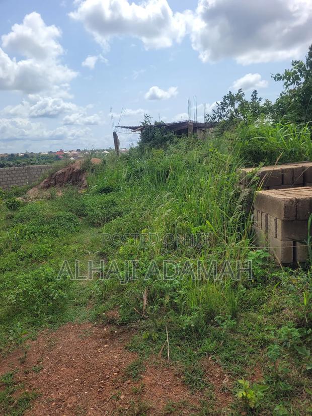 Land for Sale at Santa'si Darko · Photo 6