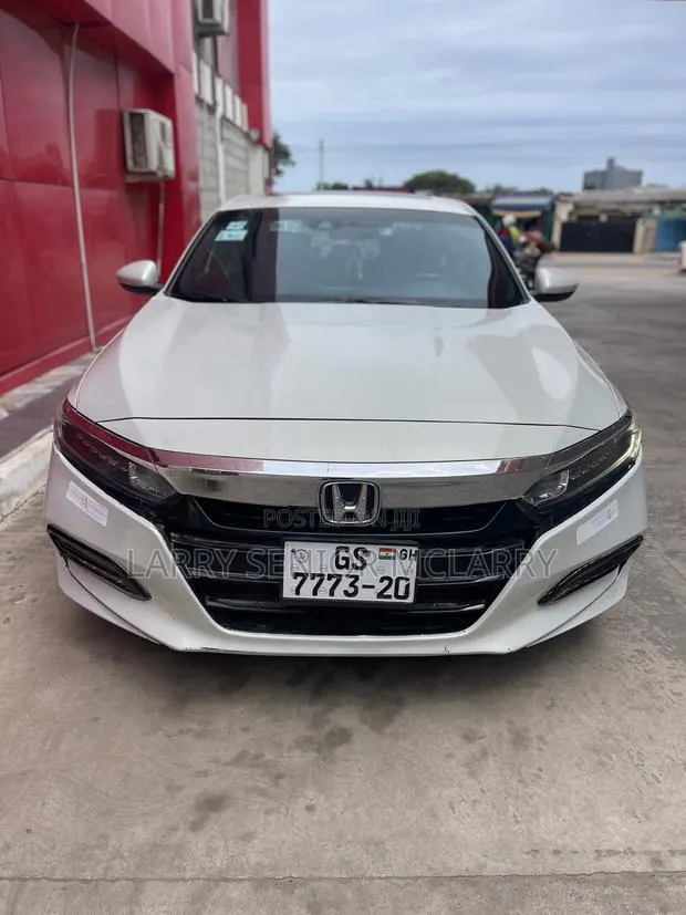 Honda Accord Sport 2.0T 2018 Gold · Photo 1
