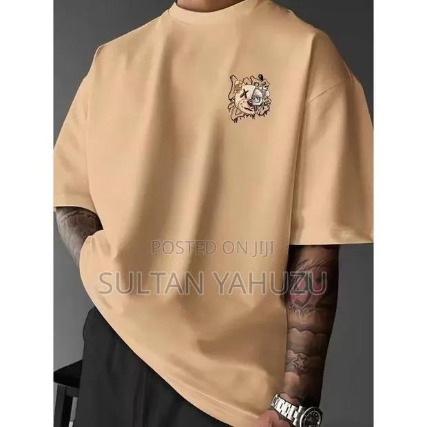 Men’s Oversized Graphic T Shirts · Photo 1