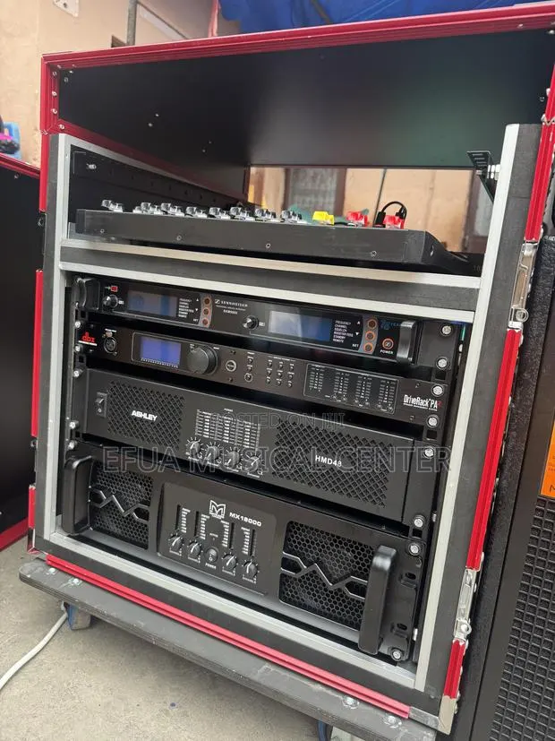 Loaded Amplifier Rack With 4 Channel Bass,Mid and Pa2 · Photo 1