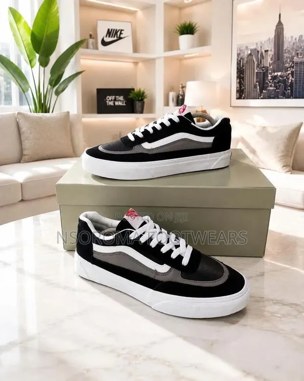 Vans Skate Esatazo Sneakers – Sizes 39–45 | GH₵320 · Photo 1