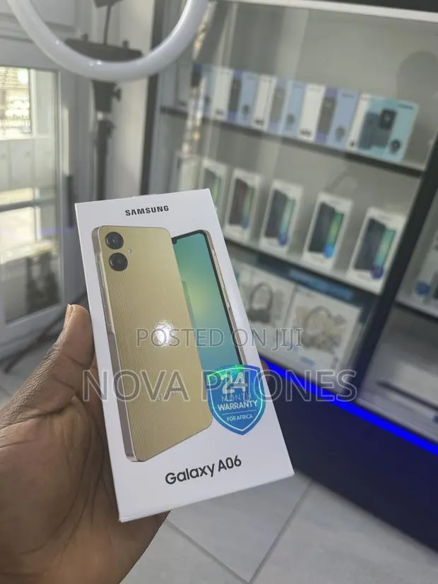 New Samsung Galaxy A06 64 GB Yellow · Photo 1
