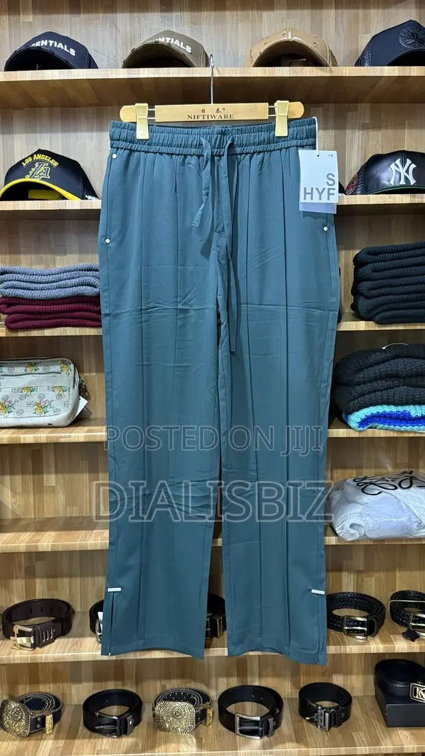 Palazzo Pants · Photo 1
