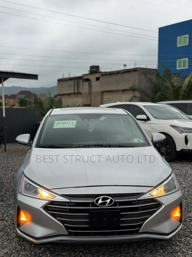 Hyundai Elantra Value Edition 2019 Gray · Photo 1