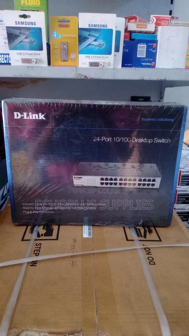 D-Link Switch 24 Port · Photo 1