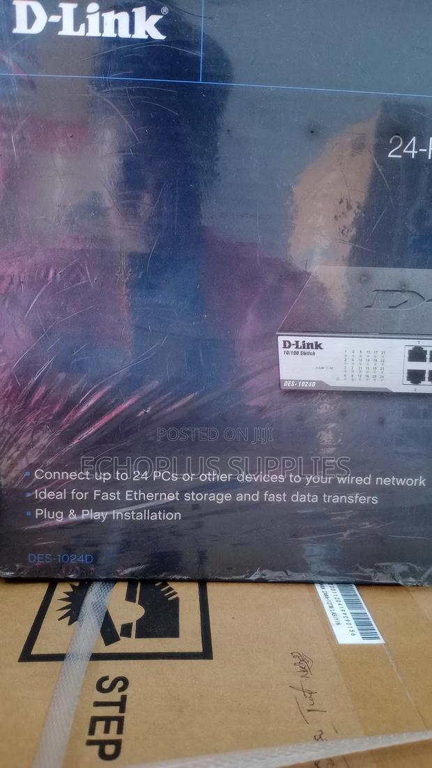 D-Link Switch 24 Port · Photo 3