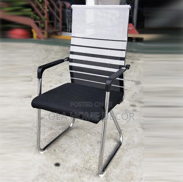 Visitors Chair · Photo 1