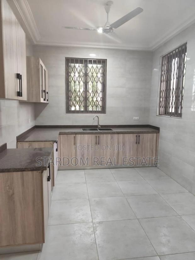 3bdrm Apartment in American House for rent · Photo 2