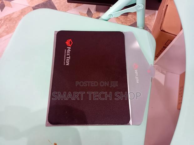 Meetion Mouse Pad. · Photo 1