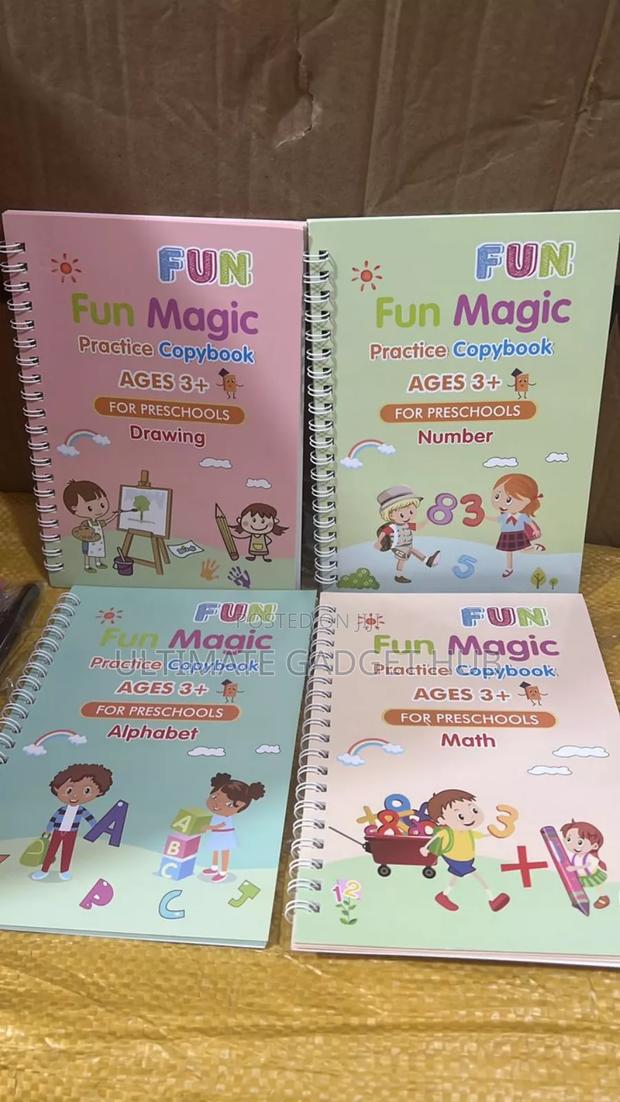 4 Set Magic Book · Photo 1