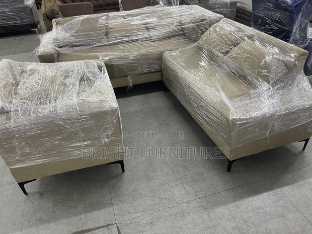 Sofa Sets Available for a Cool Price · Photo 1