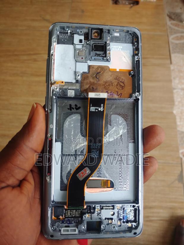 S20+ Screen · Photo 2