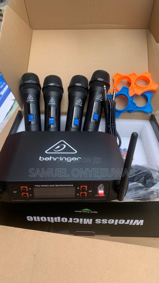 4in1 Behringer Wireless Microphone · Photo 1