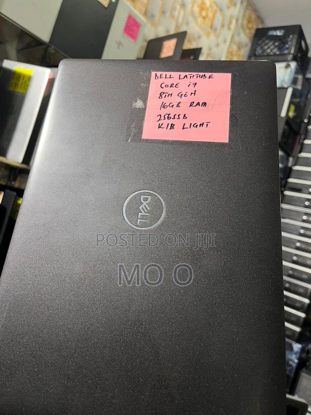 Laptop Dell Latitude 7400 8GB Intel Core I7 SSD 256GB · Photo 1