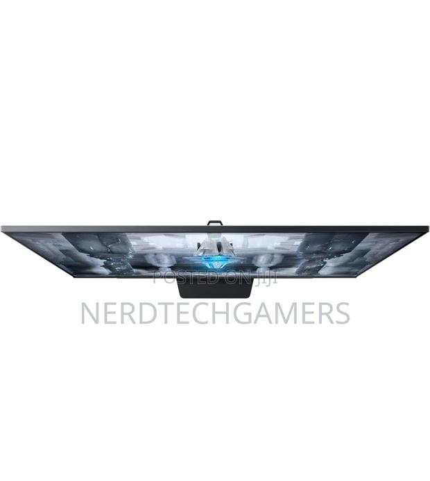 Samsung 43” Odyssey Neo G7 Series Uhd Smart Gaming Monito · Photo 2