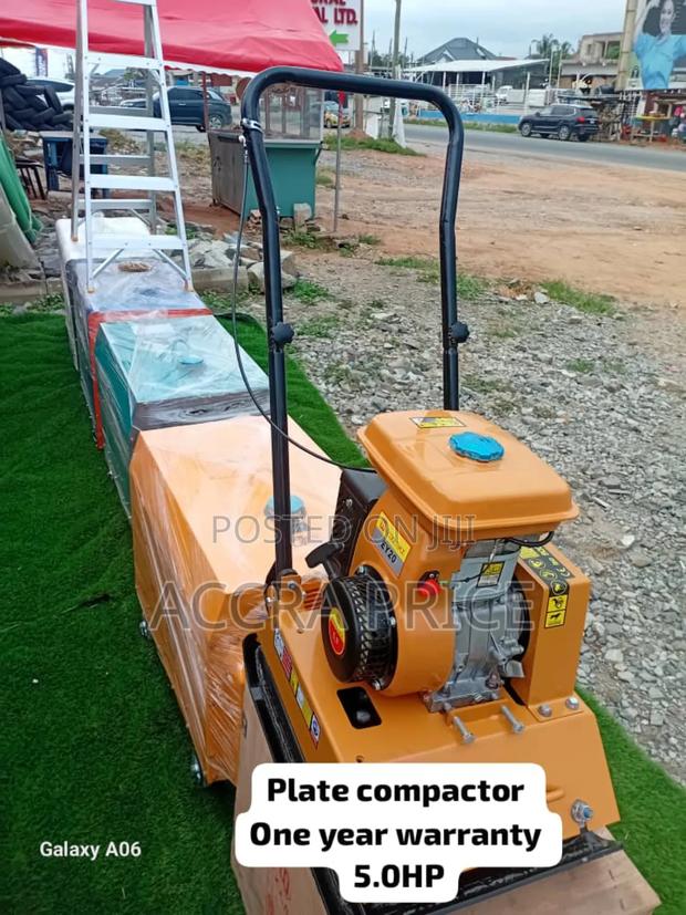 5hp Ecoolmax C-90 Plate Compactor With Force 1200n · Photo 1