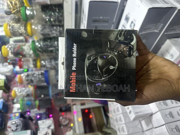 Car Phone Mount / Wind Screen Phone Mount · Photo 3
