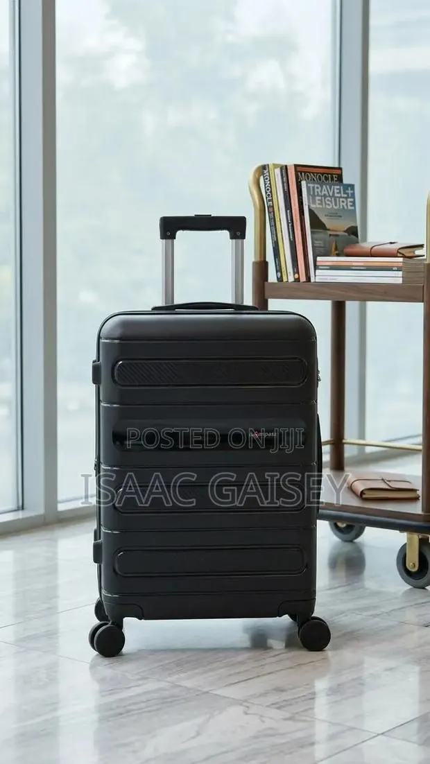 20" Premium Quality Unbreakable Handle Luggages · Photo 1