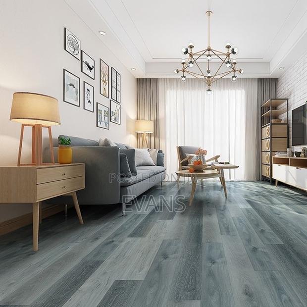 Spc Super Rigid Floor · Photo 1
