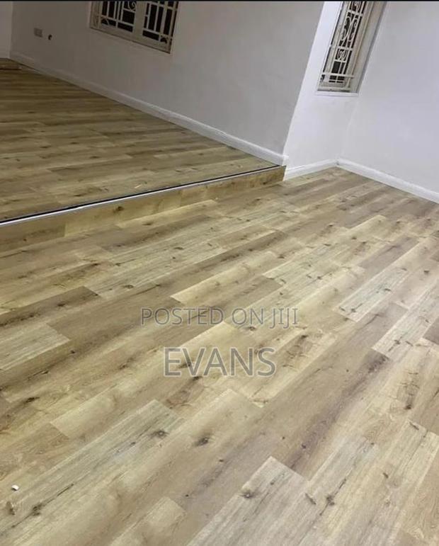 Spc And Vynil Floor Hub · Photo 4