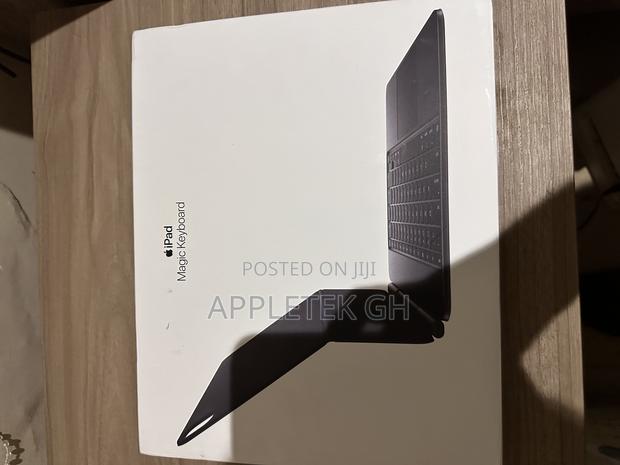 iPad Pro M4 Magic Keyboard 13 Inch · Photo 1